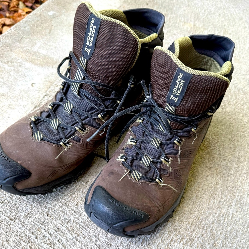 La Sportiva Ultra Raptor II Boots – Men’s Size 9.5